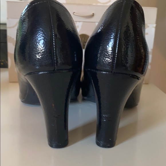 Etienne Aigner Black Heels size 7 - Picture 5 of 8